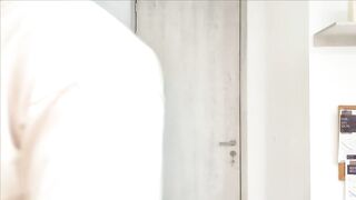 Engaño a mi esposa y me descubre follándome a su hermana gemela- James King ft Melanie caceres