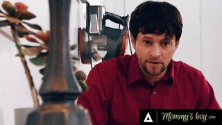 MOMMY’S BOY – Stuck Nanny Riley Jacobs Is Destroyed By Her Boss’ Fat Cock While His Wife Is Close By – Petite Deepthroat